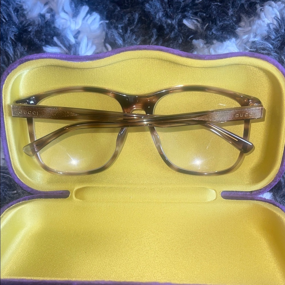 Gucci Women's Glasses add your prescription beautiful frame! - Picture 2 of 3